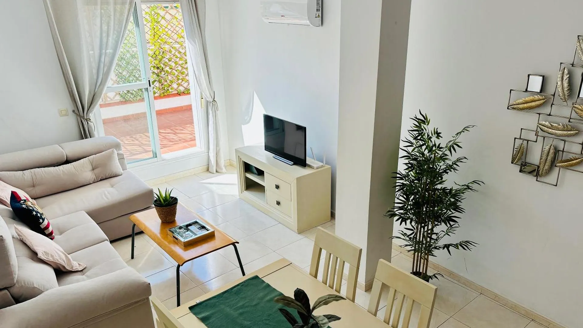 Las Flores - Atico Duplex Con Terraza - Probeyma - Malaga Spain