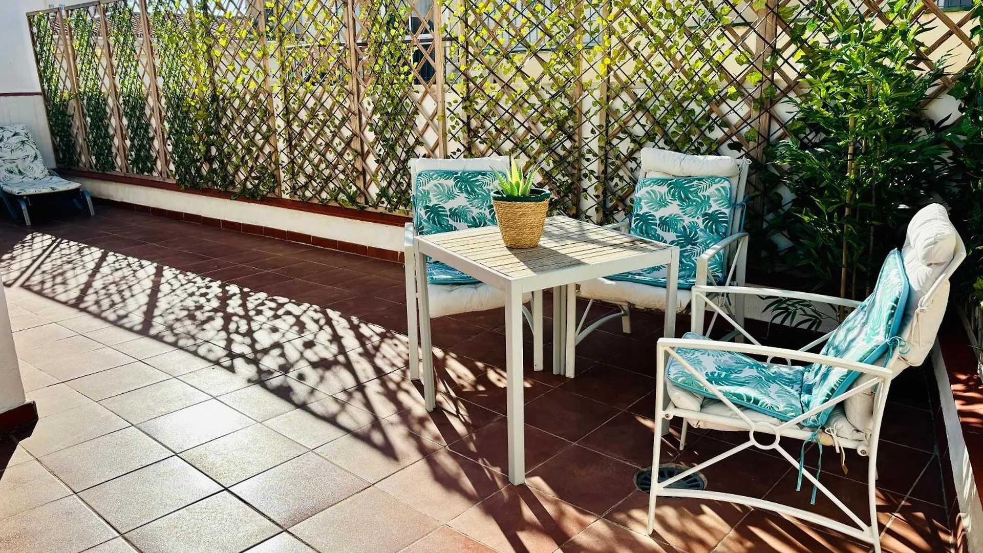 Las Flores - Atico Duplex Con Terraza - Probeyma - Malaga